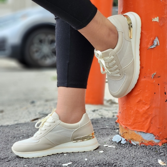 Sports Women's Lace-up Beige Sneakers - Picture 2 of 6